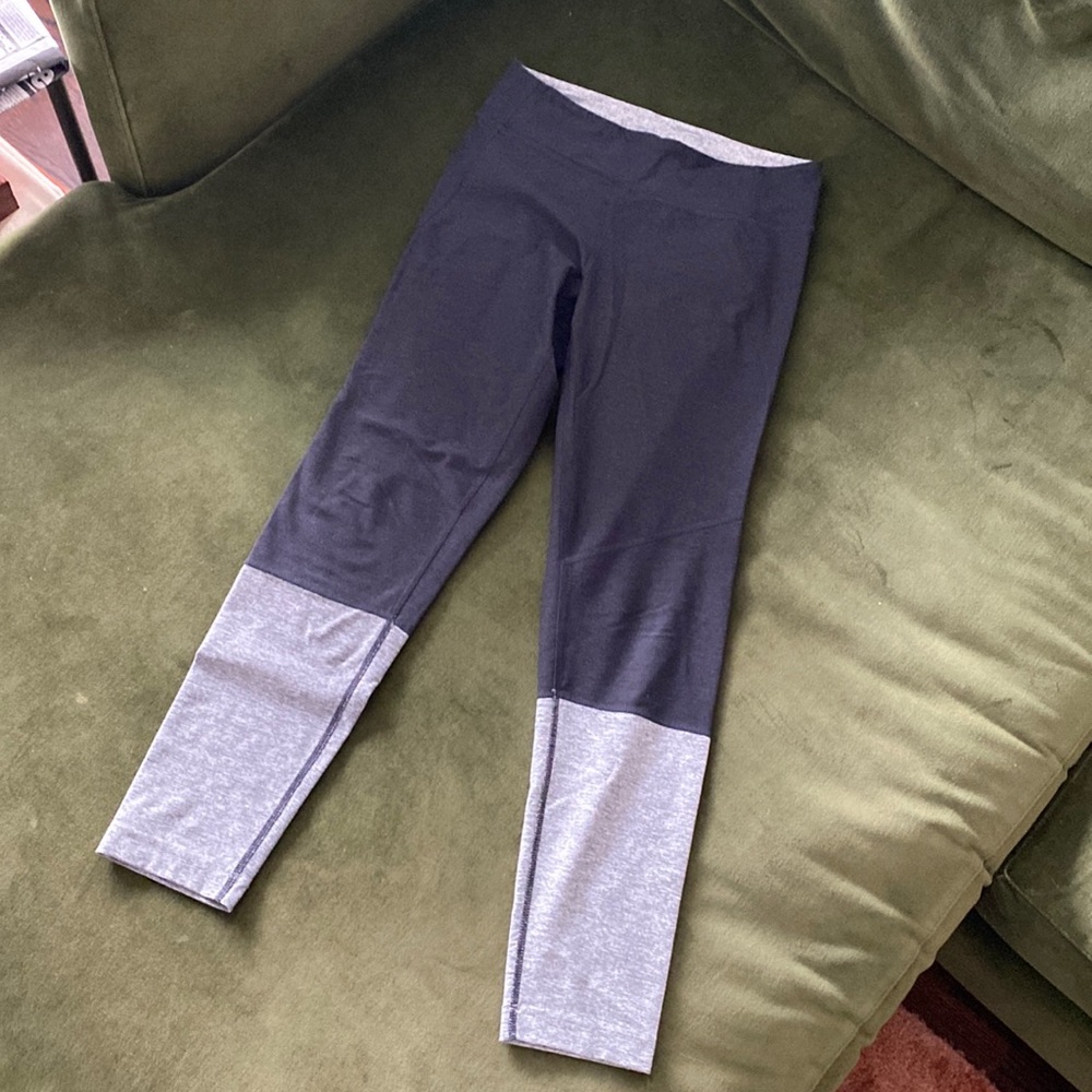 Outdoor Voices dipped 7/8 legging